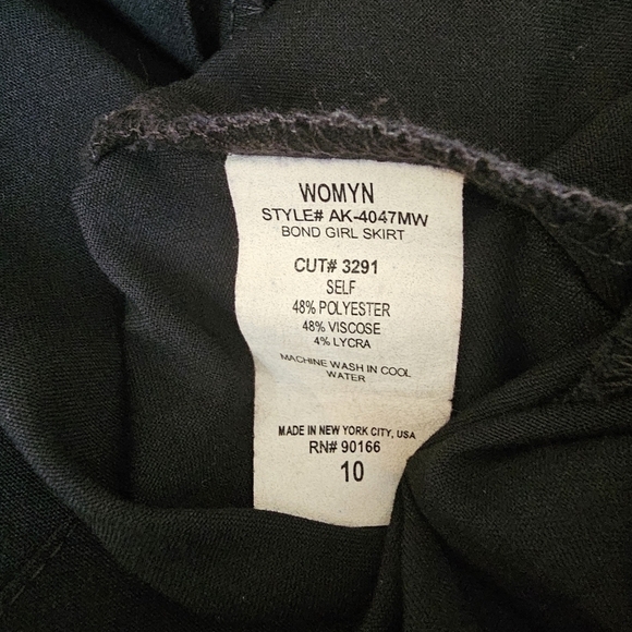 Womyn Zip Front Skirt with Zipper Pockets with Circle Zipper Pulls, Size Large - Picture 4 of 8